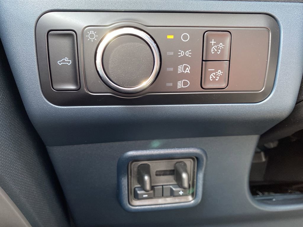 New 2025 Ford Maverick XLT w/ XLT Luxury Package image 30