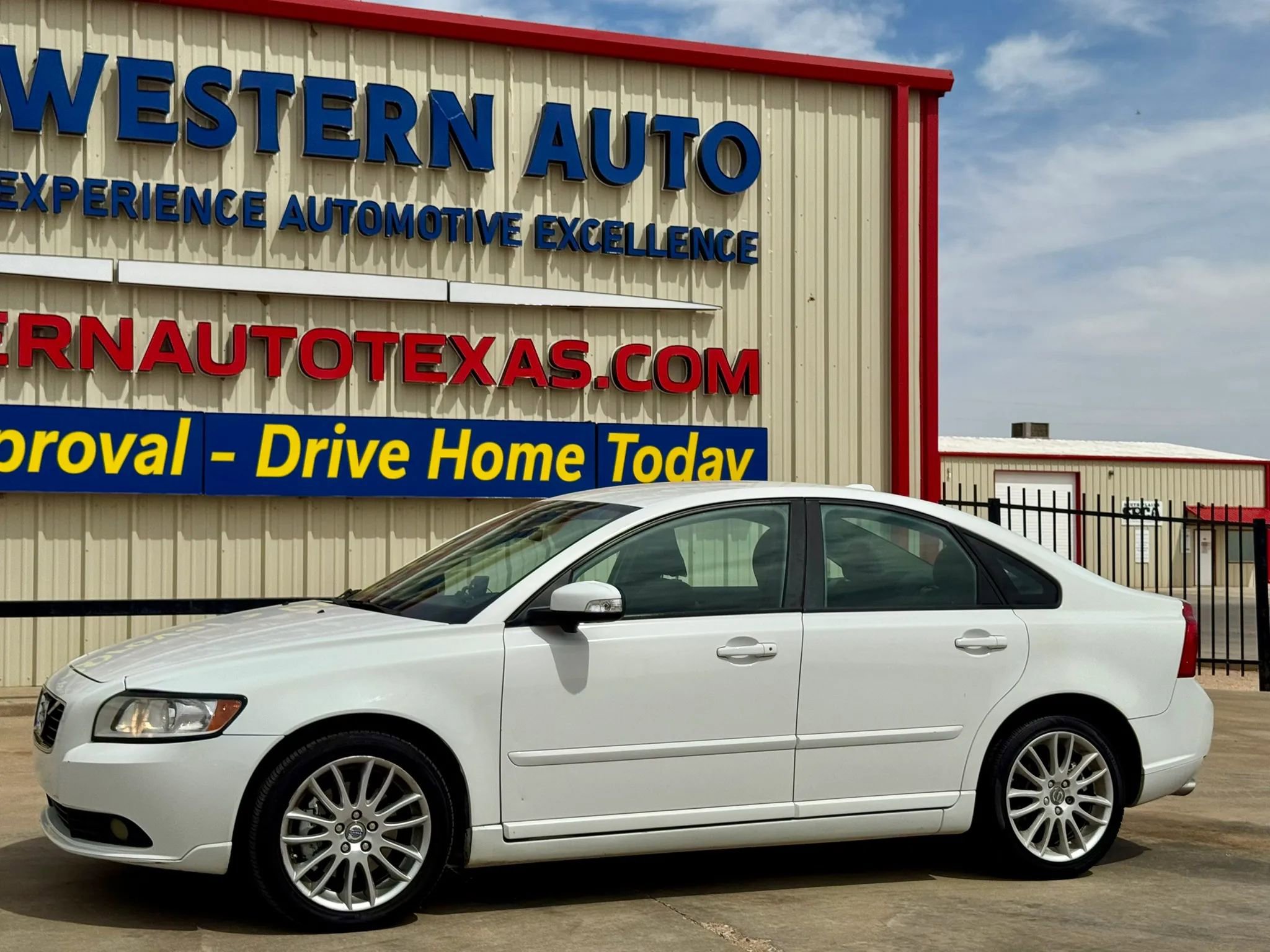 Used 2011 Volvo S40 T5