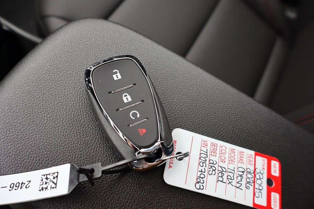 New 2026 Chevrolet Trax RS w/ Sunroof Package image 31