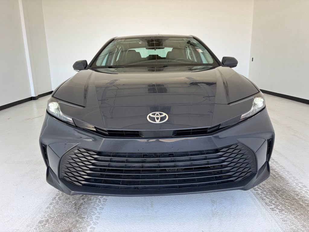 Used 2025 Toyota Camry LE FWD image 14
