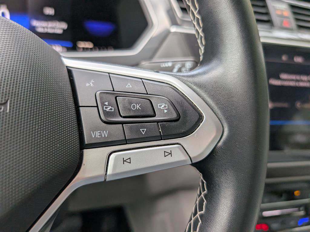 Used 2022 Volkswagen Tiguan SE image 29