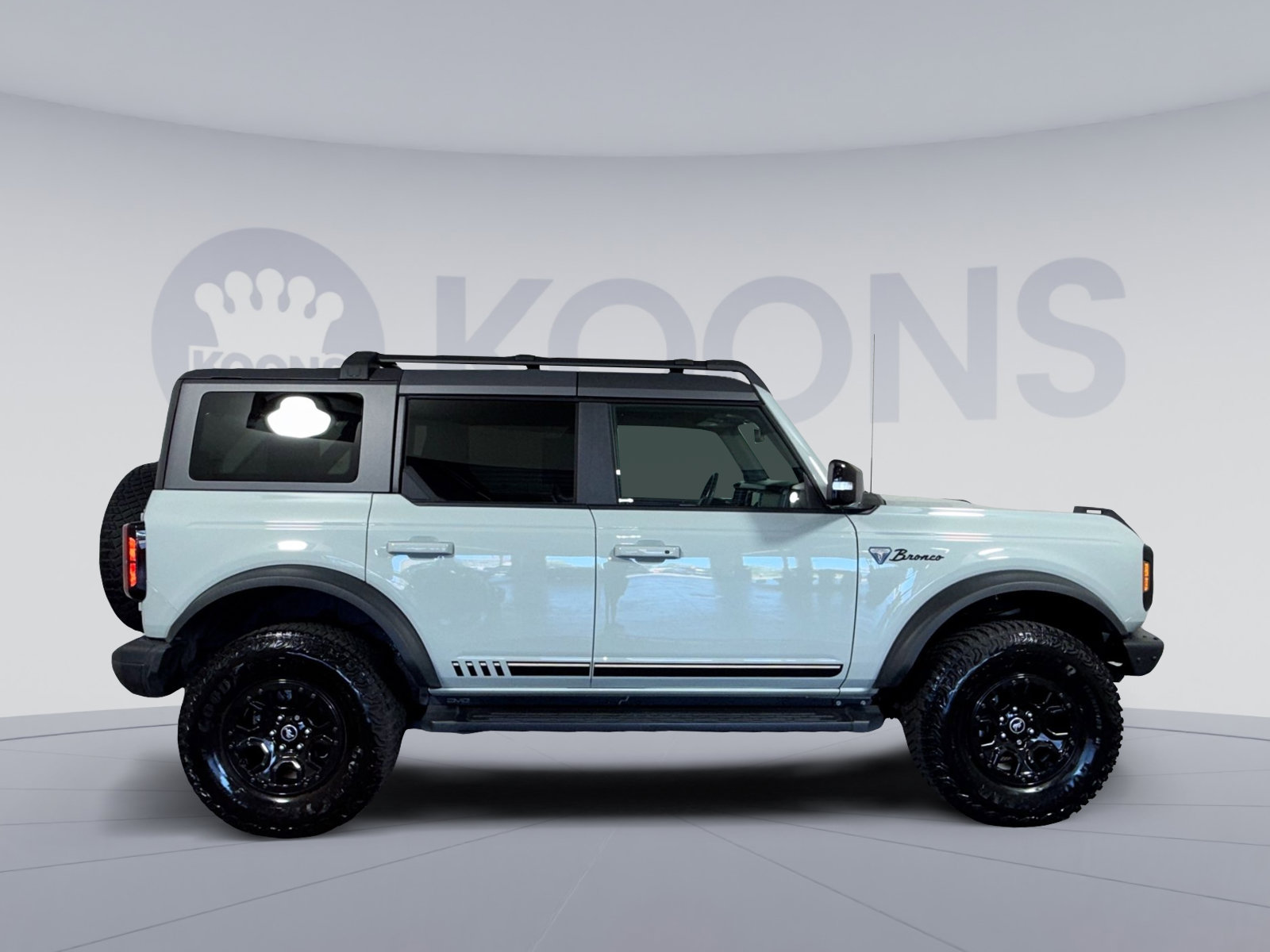 Used 2021 Ford Bronco First Edition AWD/4WD image 8