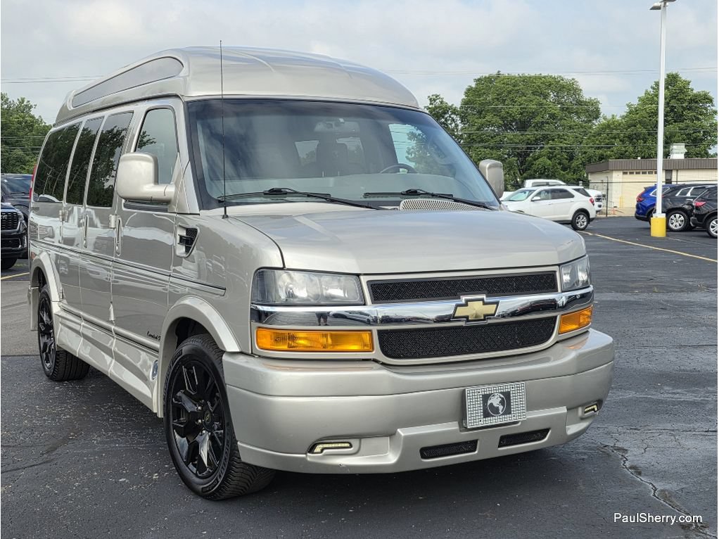 Used 2023 Chevrolet Express 2500 RWD image 10