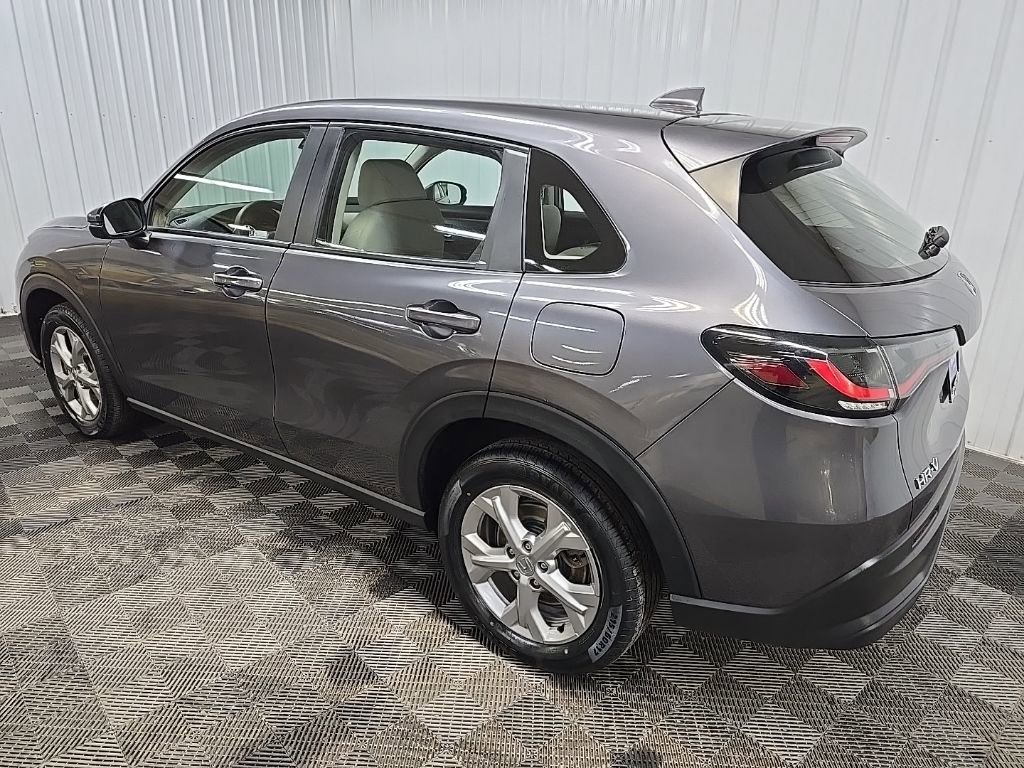Used 2023 Honda HR-V LX image 7