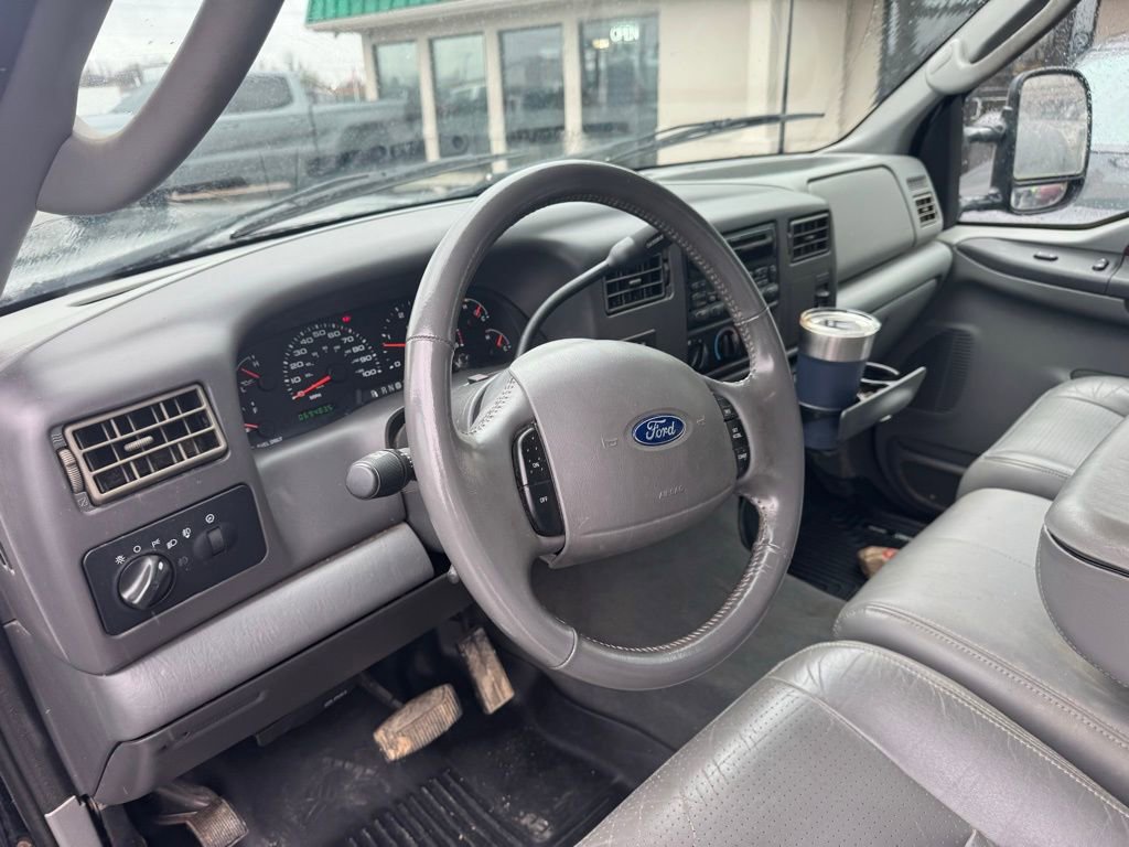 Used 2003 Ford F250 Lariat image 9