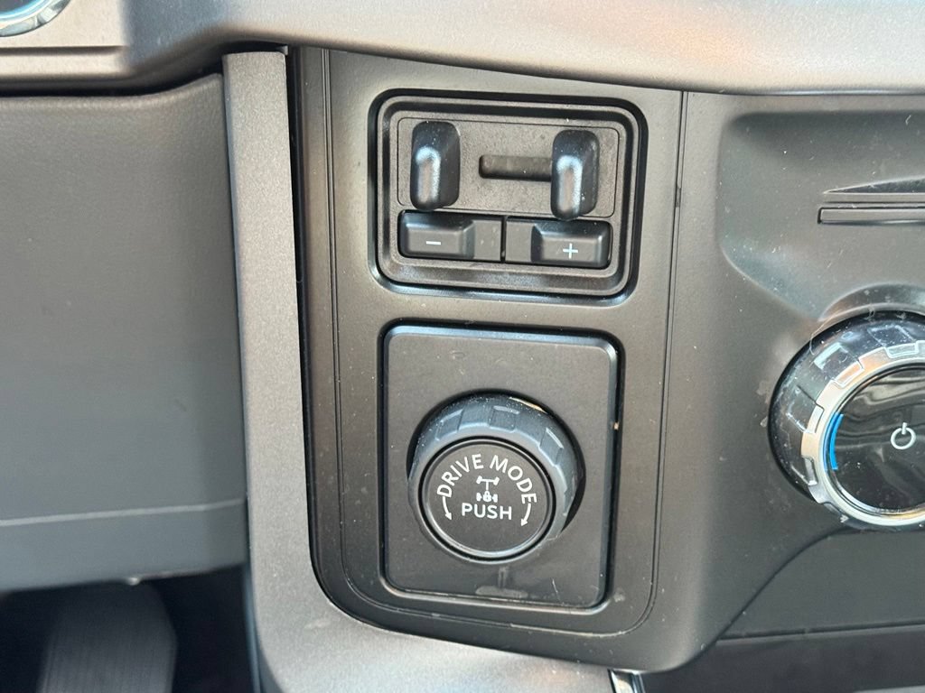 Used 2024 Ford F150 XLT w/ Equipment Group 302A MID RWD image 22