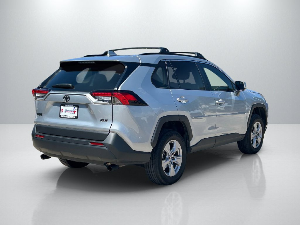 Certified 2025 Toyota RAV4 XLE w/ Convenience Package FWD image 5