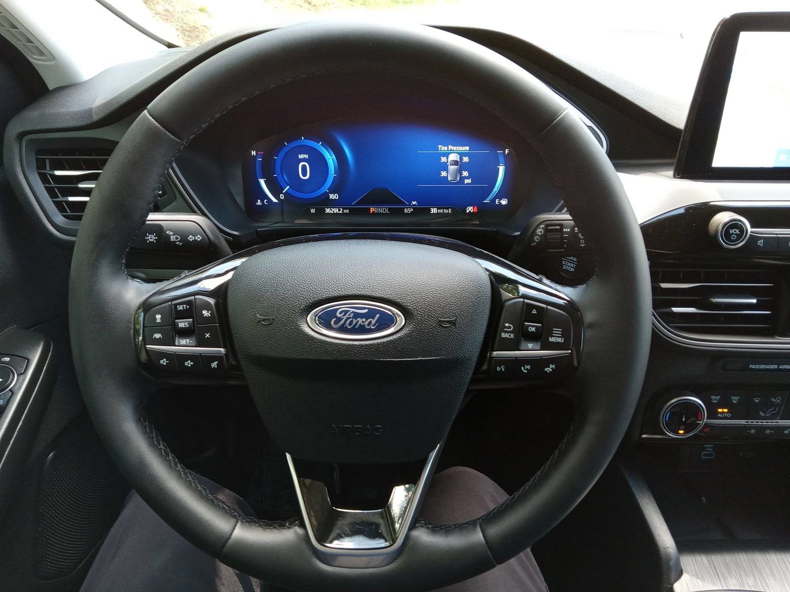 Used 2022 Ford Escape SEL w/ Technology Package AWD/4WD image 13