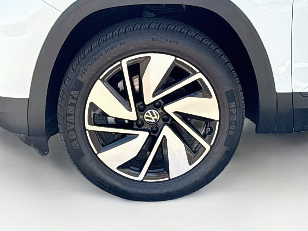 Used 2024 Volkswagen Atlas SE AWD/4WD image 30