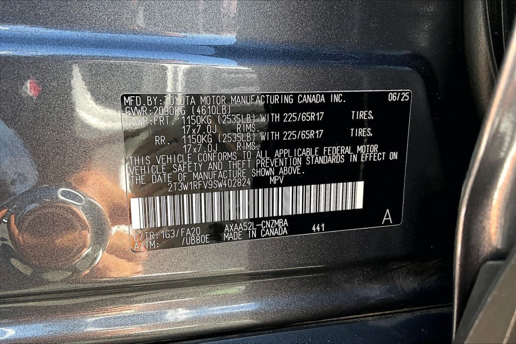 Used 2025 Toyota RAV4 XLE w/ Convenience Package FWD image 33