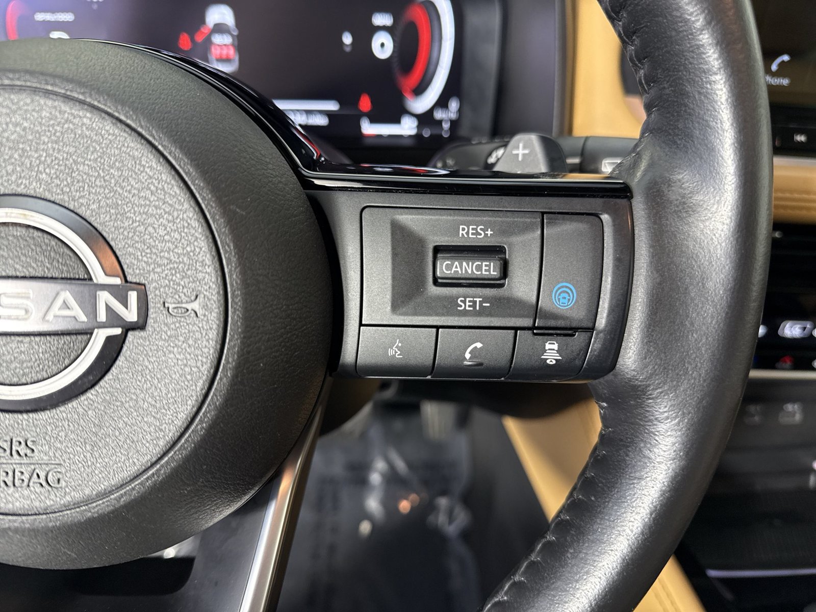 Certified 2023 Nissan Rogue Platinum w/ Platinum Premium Package AWD/4WD image 15