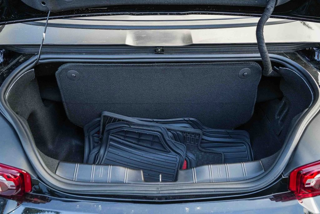 Used 2023 Chevrolet Camaro LT w/ Technology Package image 24