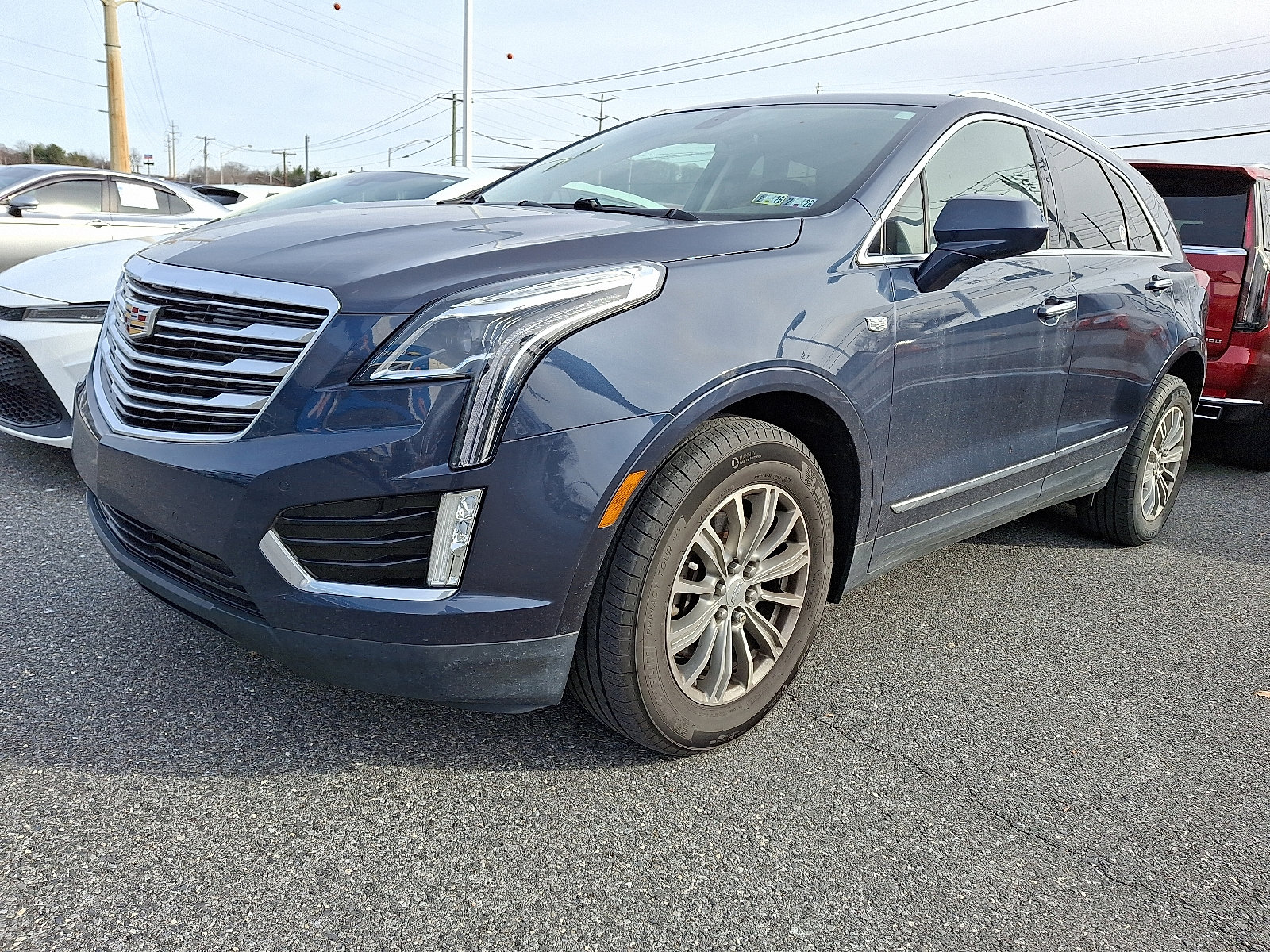 Used 2018 Cadillac XT5 Luxury image 3