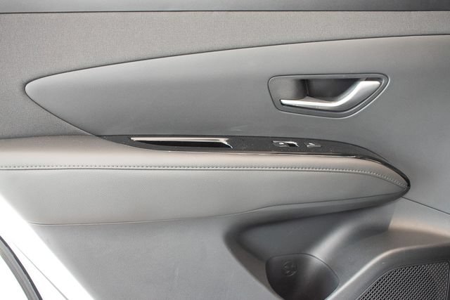 Used 2022 Hyundai Tucson Limited AWD/4WD image 18