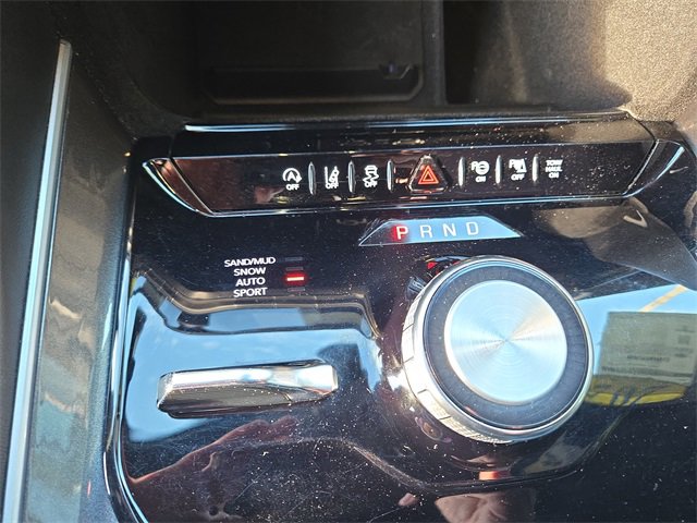 Used 2023 Jeep Wagoneer 4WD w/ Premium Group I image 28