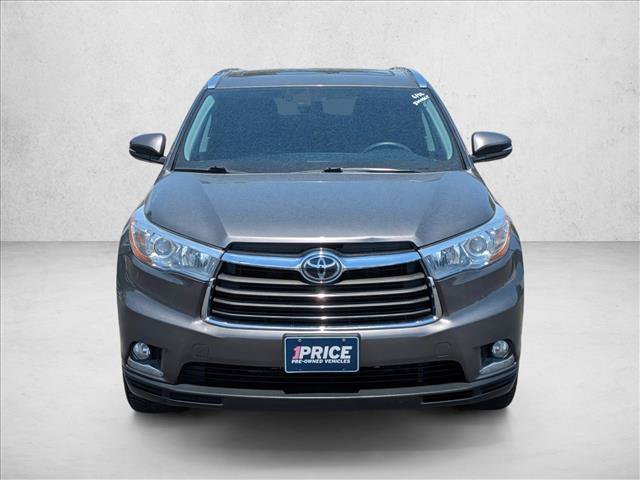 Used 2016 Toyota Highlander Limited Platinum AWD/4WD image 2