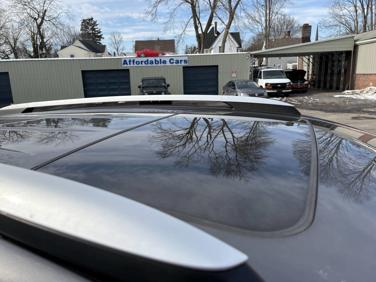Used 2013 Toyota RAV4 XLE AWD/4WD image 8
