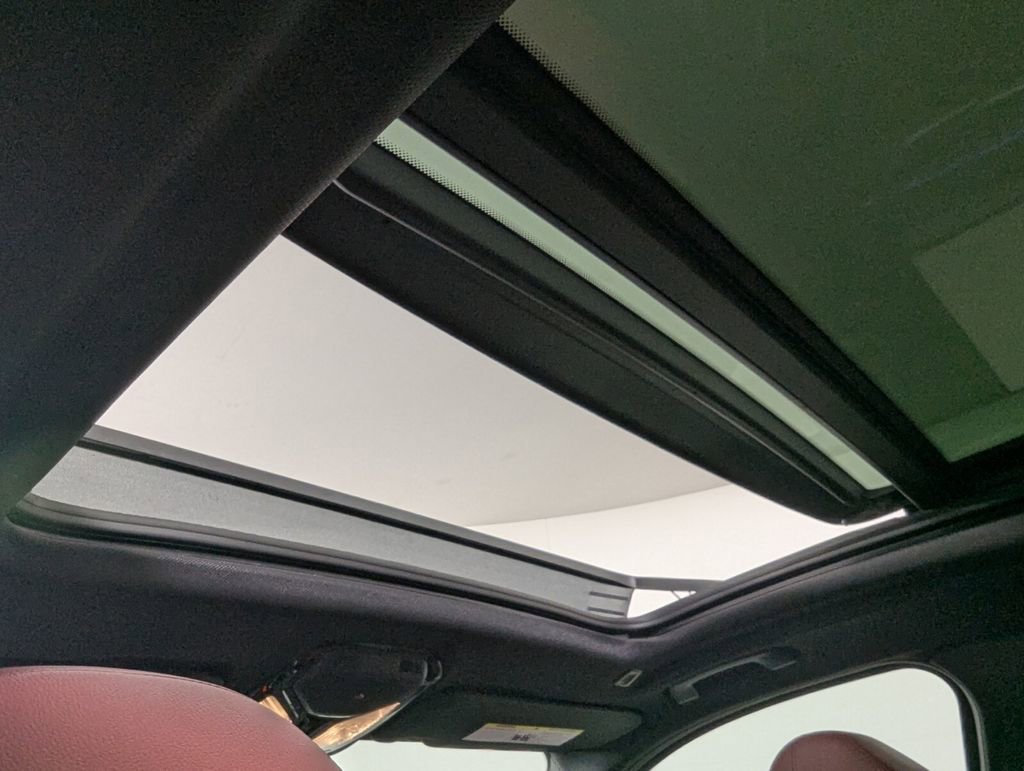 Used 2022 BMW X3 M40i image 24