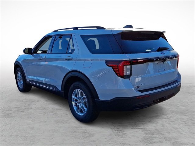 New 2025 Ford Explorer Active image 3