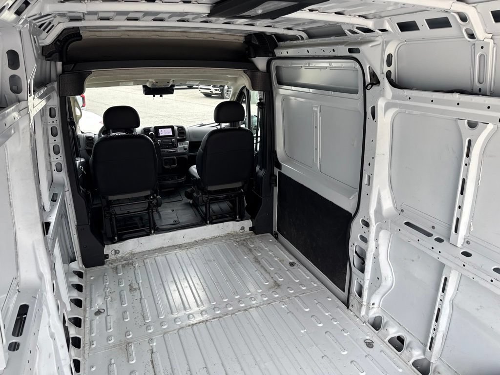 Used 2025 RAM ProMaster 2500 w/ Convenience Group FWD image 83