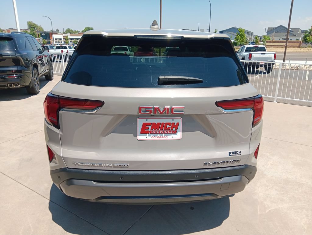 Used 2025 GMC Terrain Elevation AWD/4WD image 4