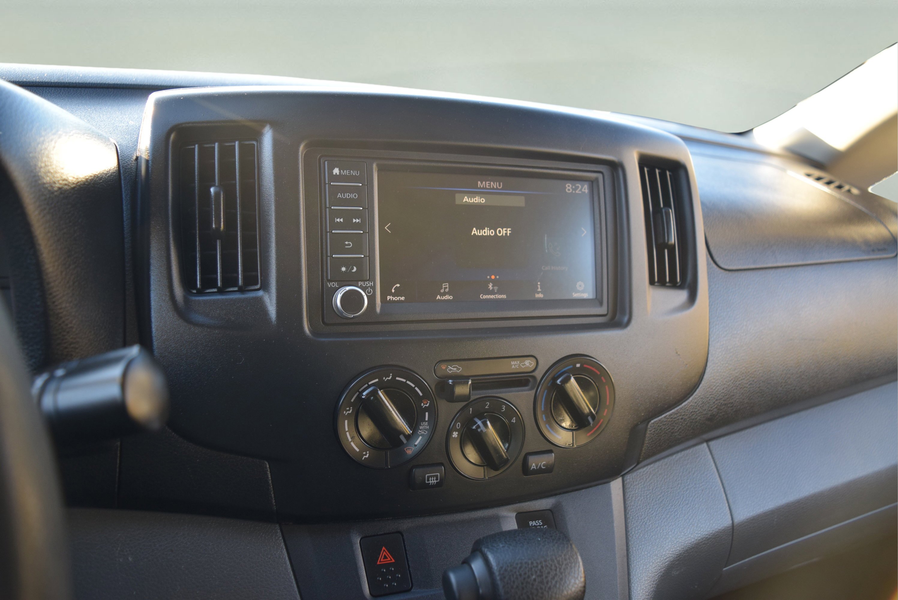 Used 2020 Nissan NV200 S w/ Back Door Glass Package image 12