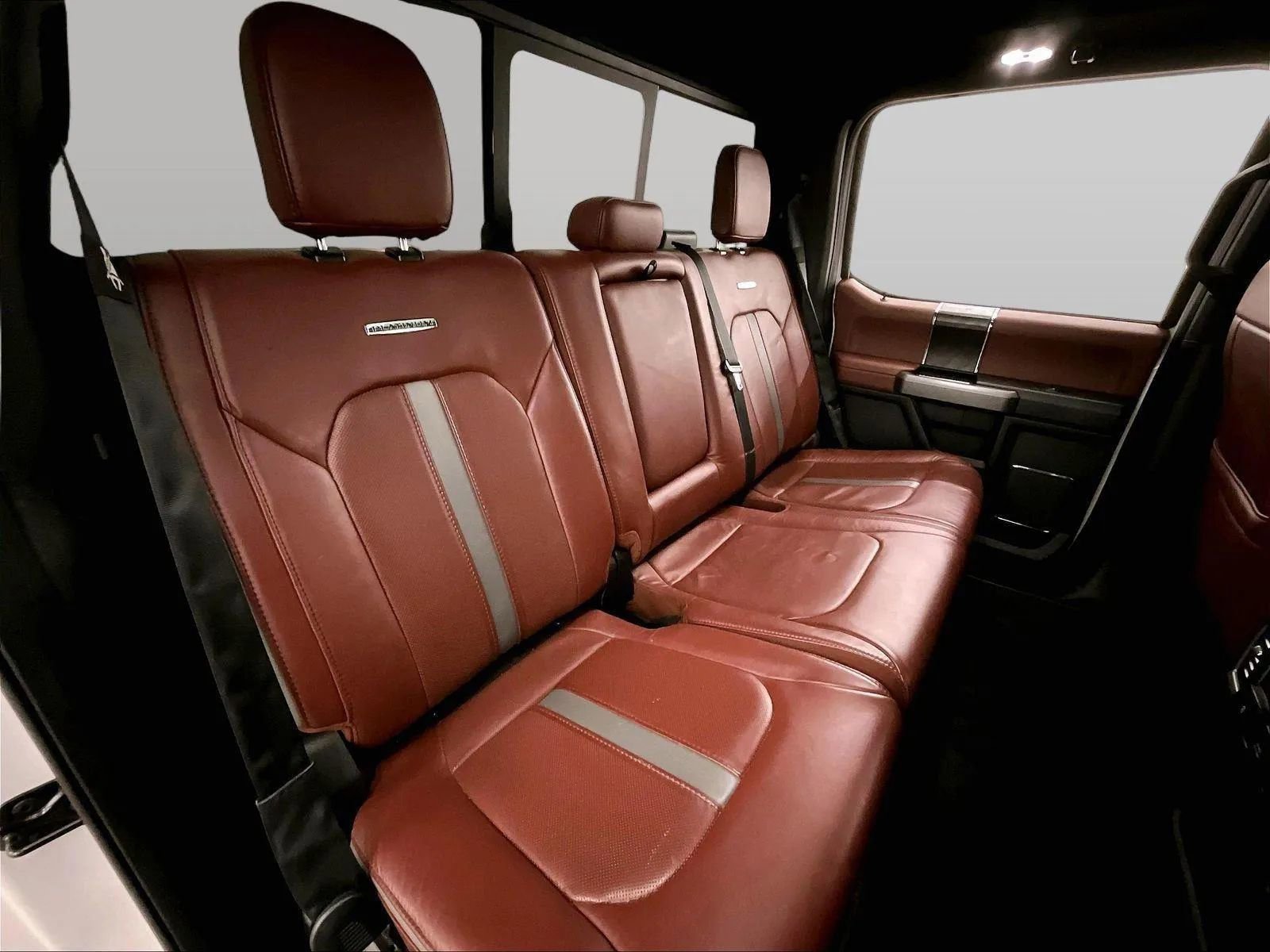 Used 2019 Ford F350 Platinum w/ Platinum Ultimate Package image 27