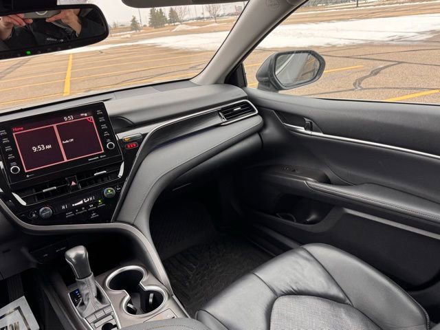 Used 2024 Toyota Camry XLE w/ Cold Weather Package image 15