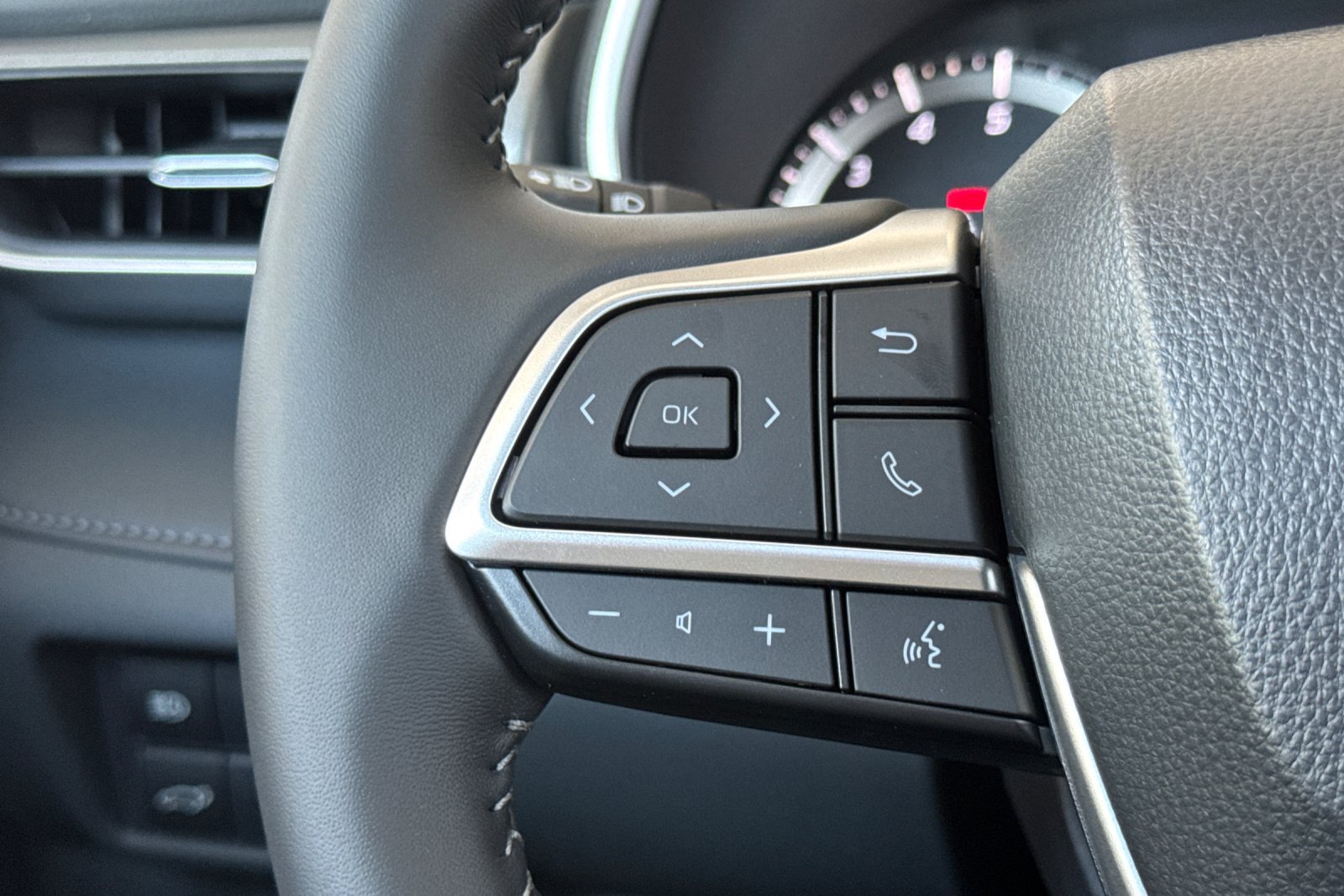 New 2026 Toyota Highlander XLE AWD/4WD image 26
