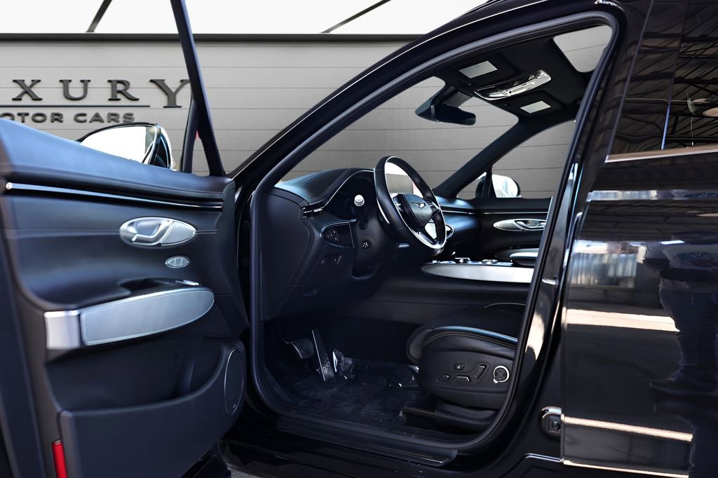 Used 2023 Genesis GV70 2.5T w/ Sport Prestige Package image 25