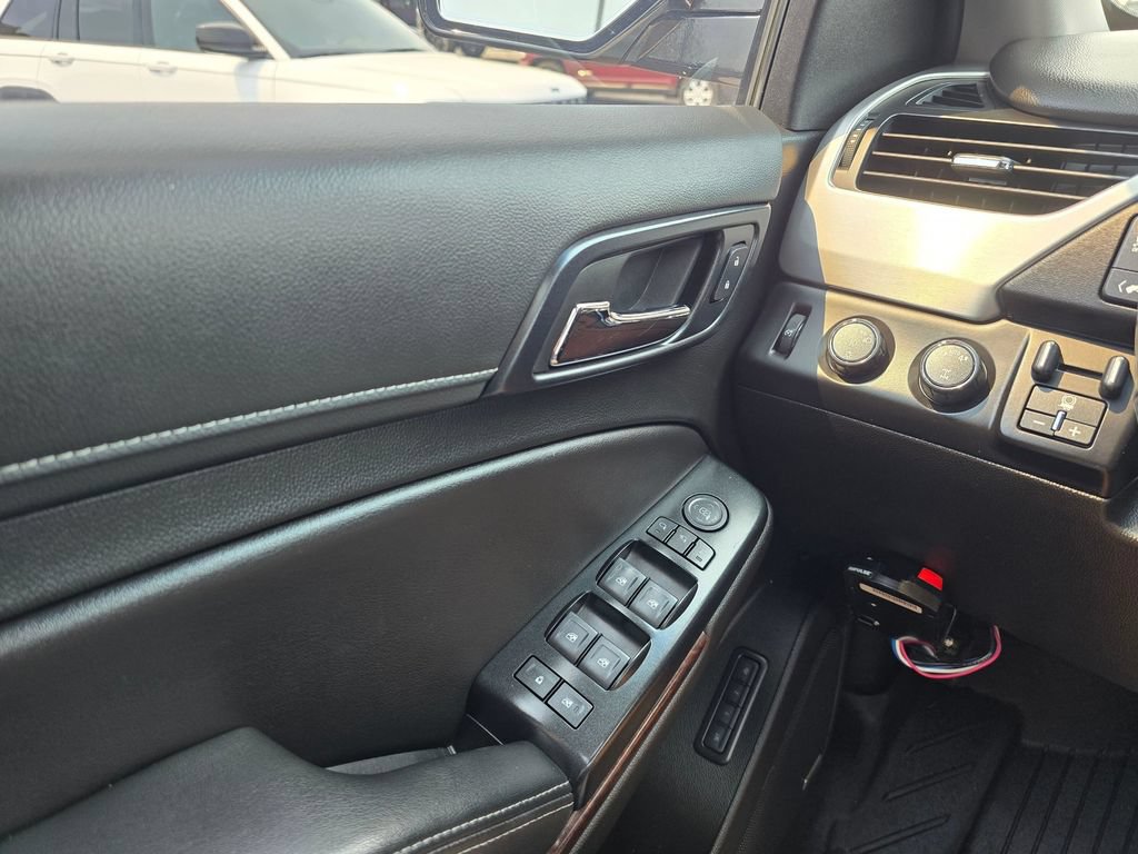 Used 2019 GMC Yukon SLT AWD/4WD image 34