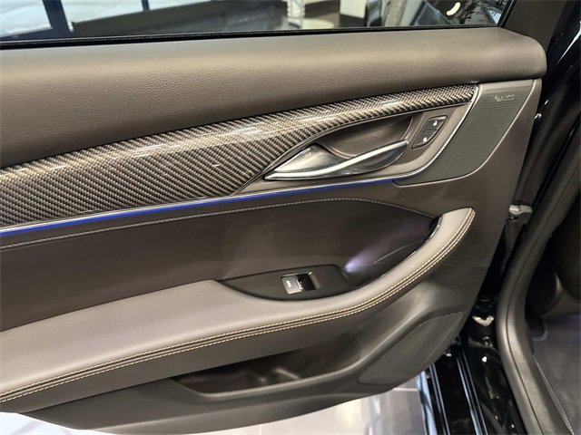Used 2025 Cadillac CT5 V w/ LPO, ONYX Package image 9