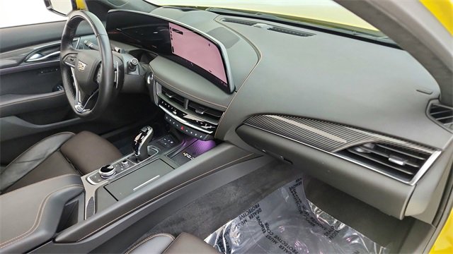 Used 2025 Cadillac CT5 V w/ Technology Package image 21