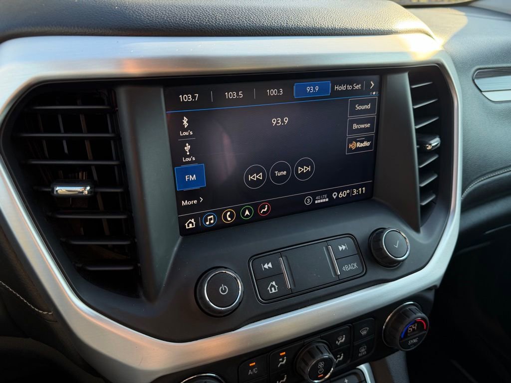 Used 2020 GMC Acadia SLT w/ LPO, Floor Liner Package image 21