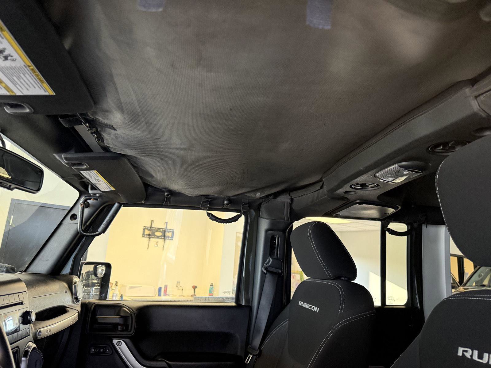 Used 2015 Jeep Wrangler Unlimited Rubicon w/ Connectivity Group image 26