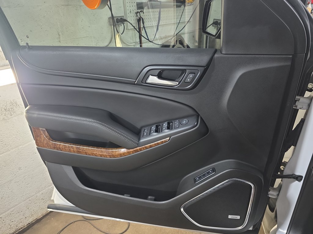 Used 2018 Chevrolet Suburban Premier AWD/4WD image 29