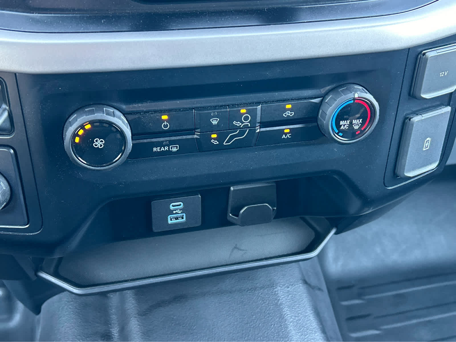 Used 2023 Ford F150 XL image 38