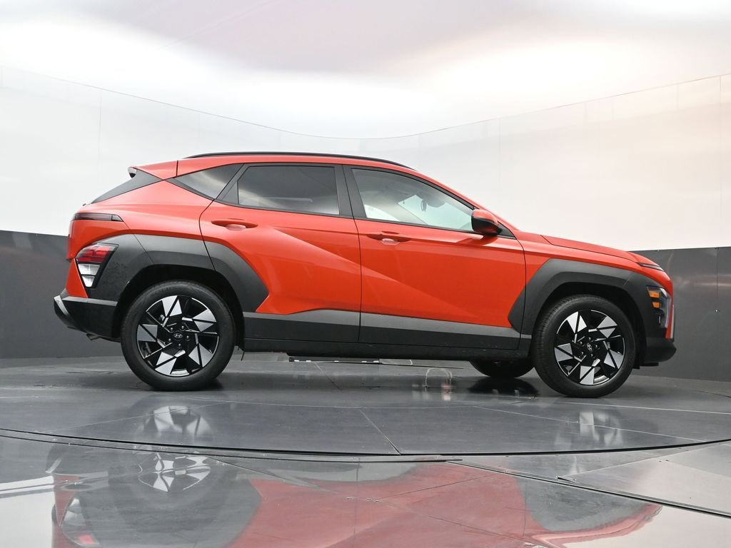 Certified 2025 Hyundai Kona SEL image 15