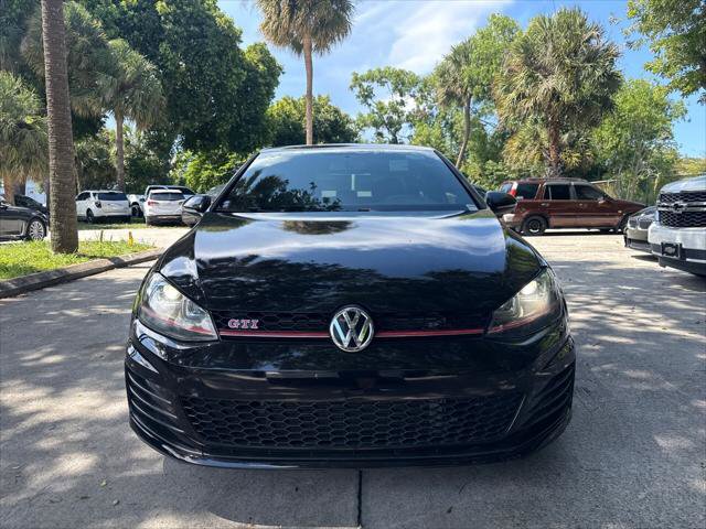 Used 2017 Volkswagen GTI SE FWD image 21
