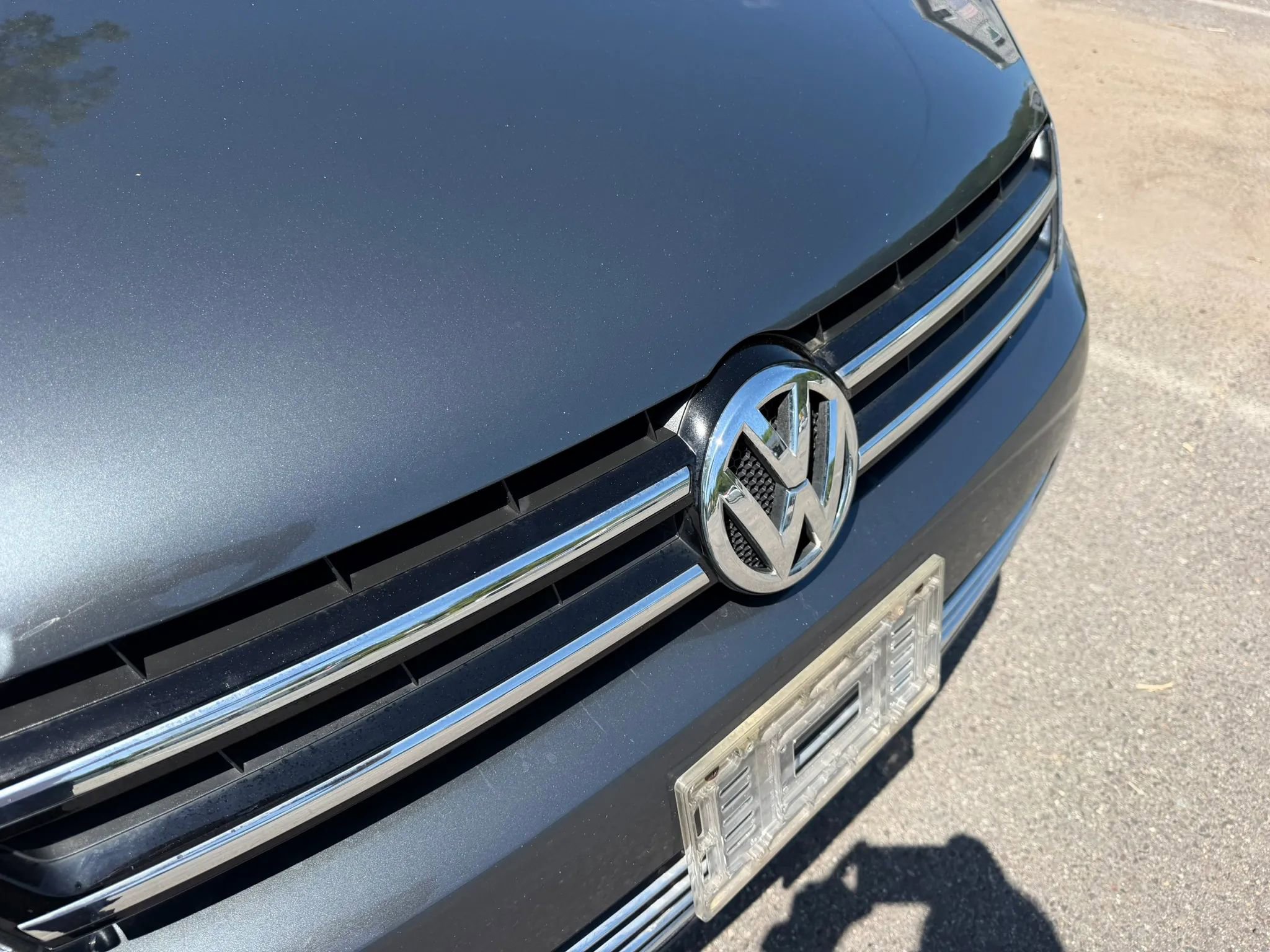Used 2013 Volkswagen Touareg VR6 AWD/4WD image 5