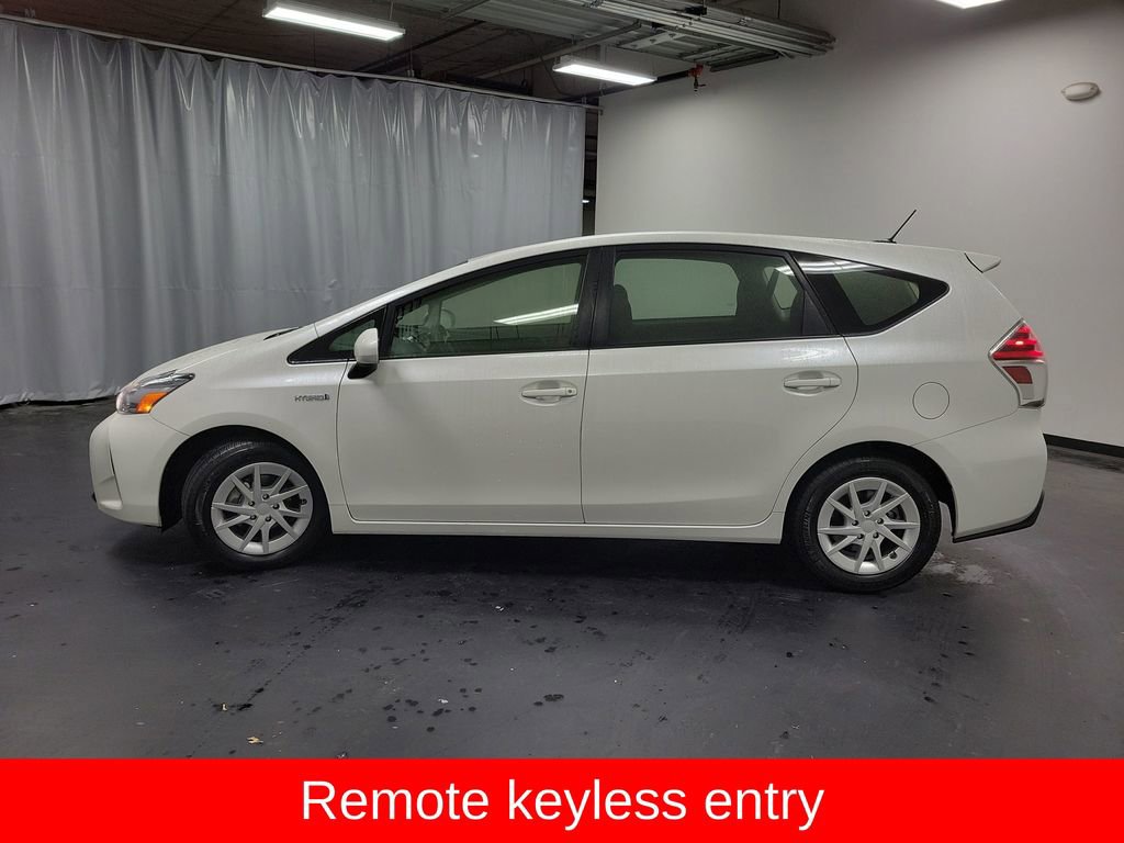 Used 2016 Toyota Prius V Three image 5