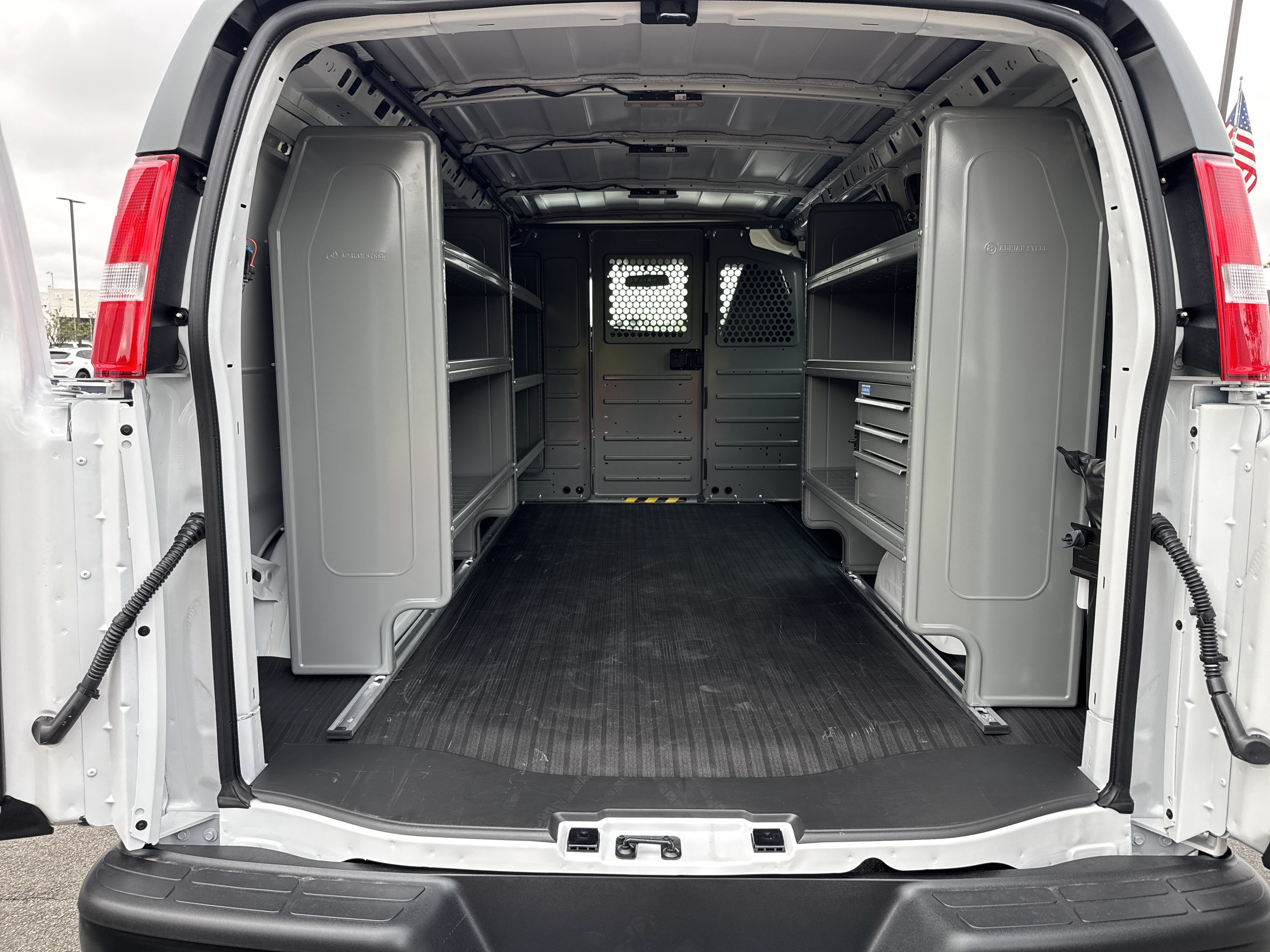 New 2025 GMC Savana 2500 w/ Driver Convenience Package RWD image 29