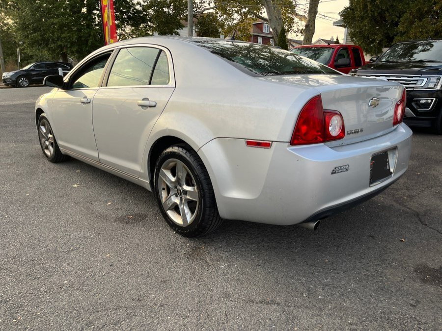 Used 2010 Chevrolet Malibu LT w/ Power Convenience Package FWD image 5