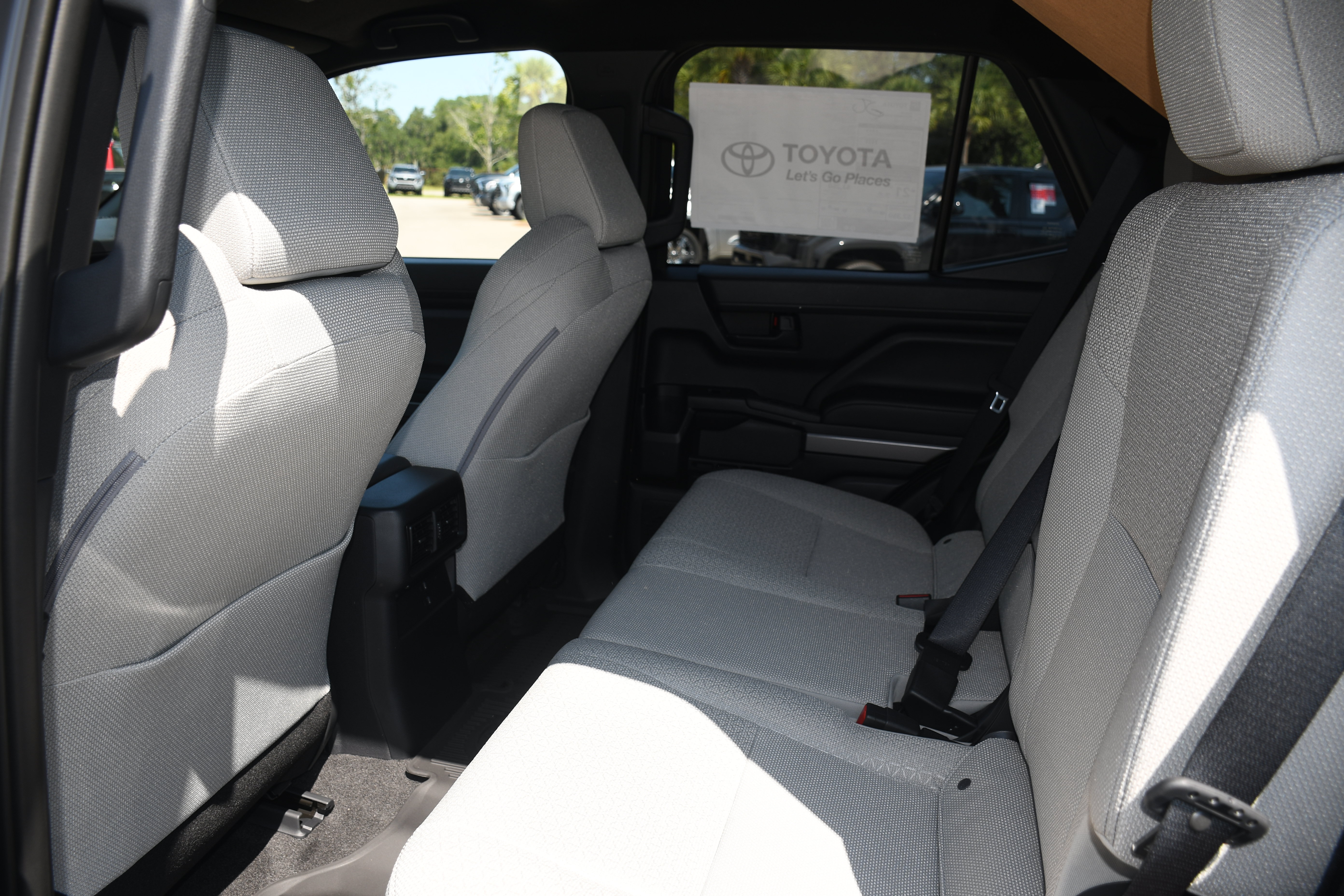 New 2026 Toyota 4Runner SR5 AWD/4WD image 8