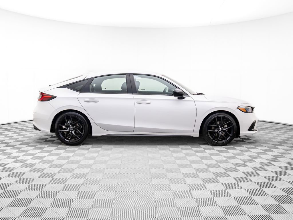 Used 2023 Honda Civic Sport image 7