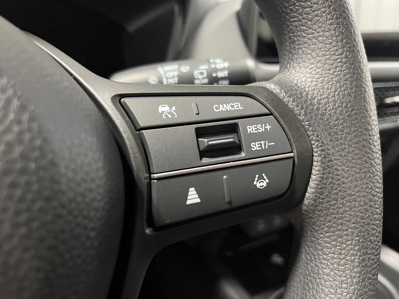 New 2027 Honda HR-V LX image 16