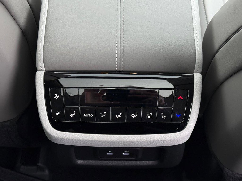 New 2026 INFINITI QX60 Luxe w/ Cargo Package image 12