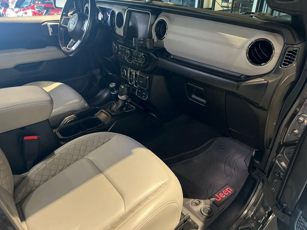 Used 2021 Jeep Gladiator Overland AWD/4WD image 20