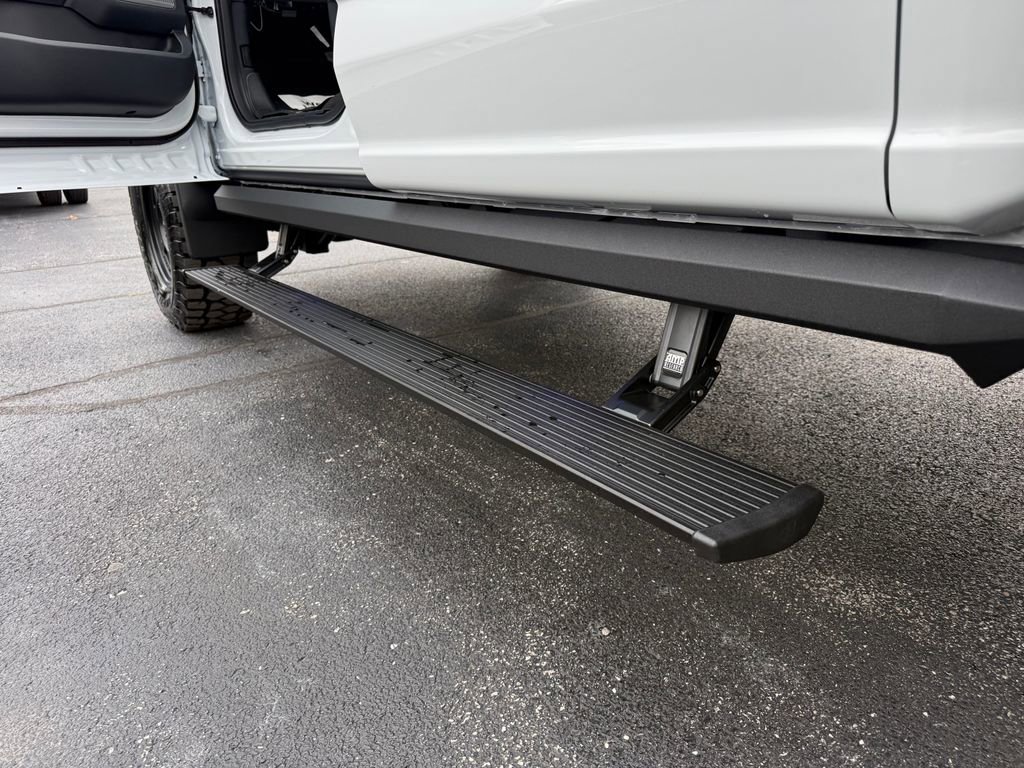 New 2026 Ford F250 Lariat w/ Black Appearance Package image 79