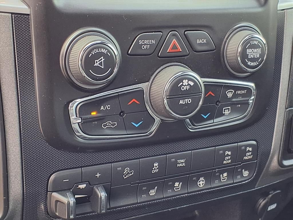 Used 2018 RAM 2500 Power Wagon w/ Leather & Luxury Group image 23